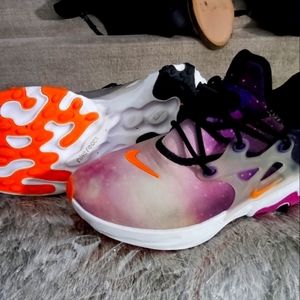 Nike Galaxy sneakers size 9.5 woman's